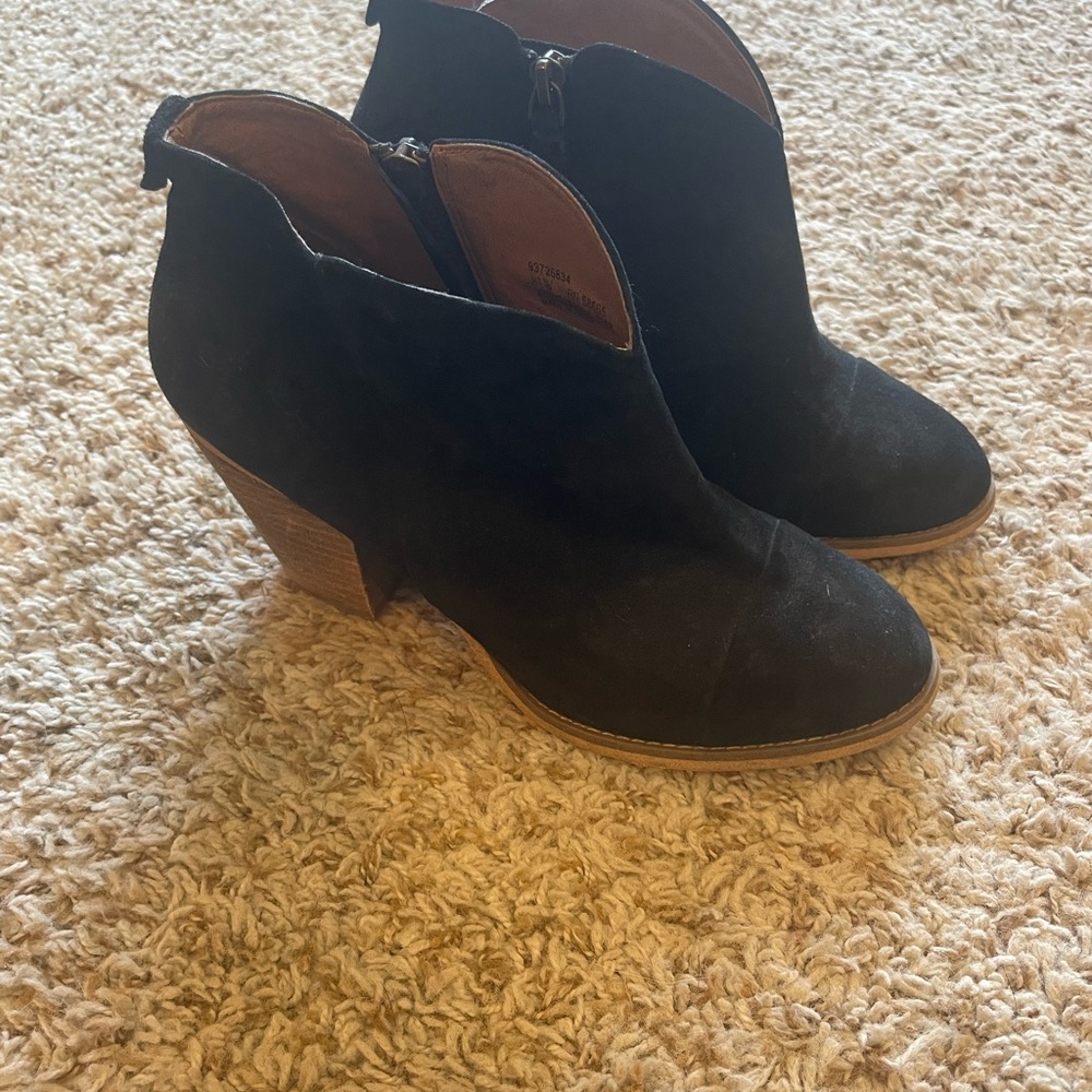 Susina heeled booties